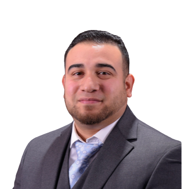 Real Estate Agent Raul Lizama in Lincoln